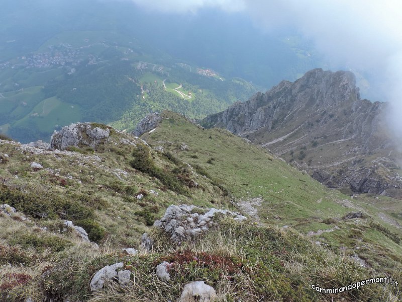 68 Ferrata MAURIZIO Anticima est Monte Alben.JPG -           